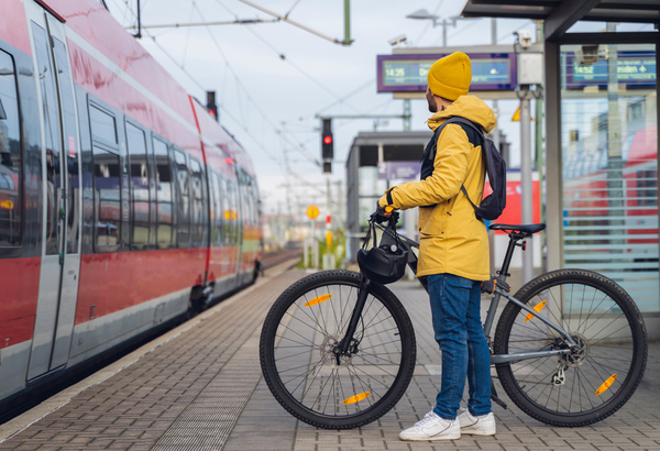 Commuter Friendly Homes: Why Proximity to Public Transit Adds Value
